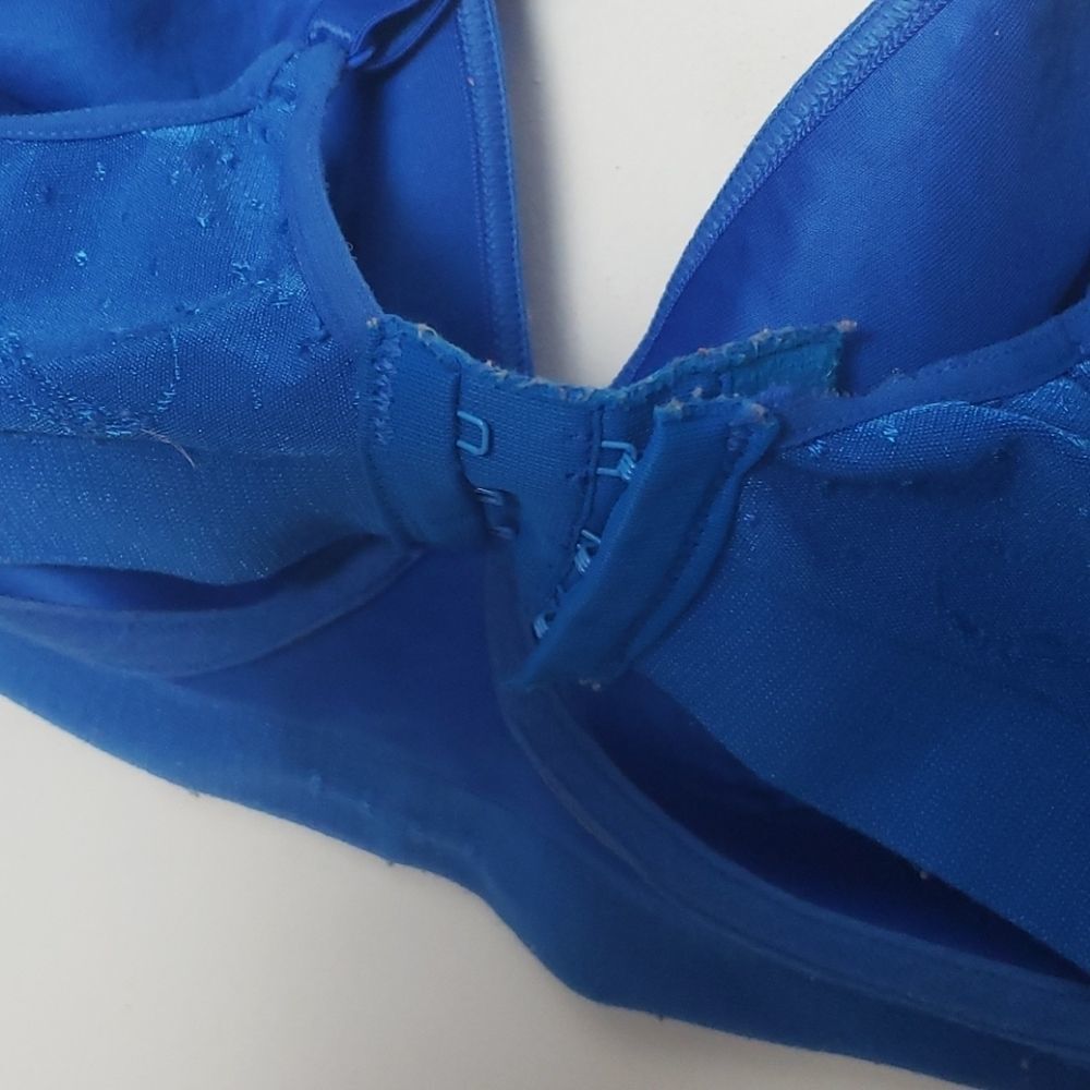 Blue Bra  - Picture 4 of 7
